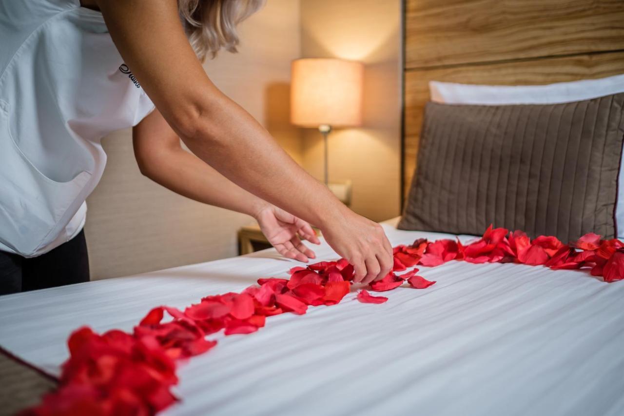 Hotel Pagony Wellness Nyíregyháza Extérieur photo