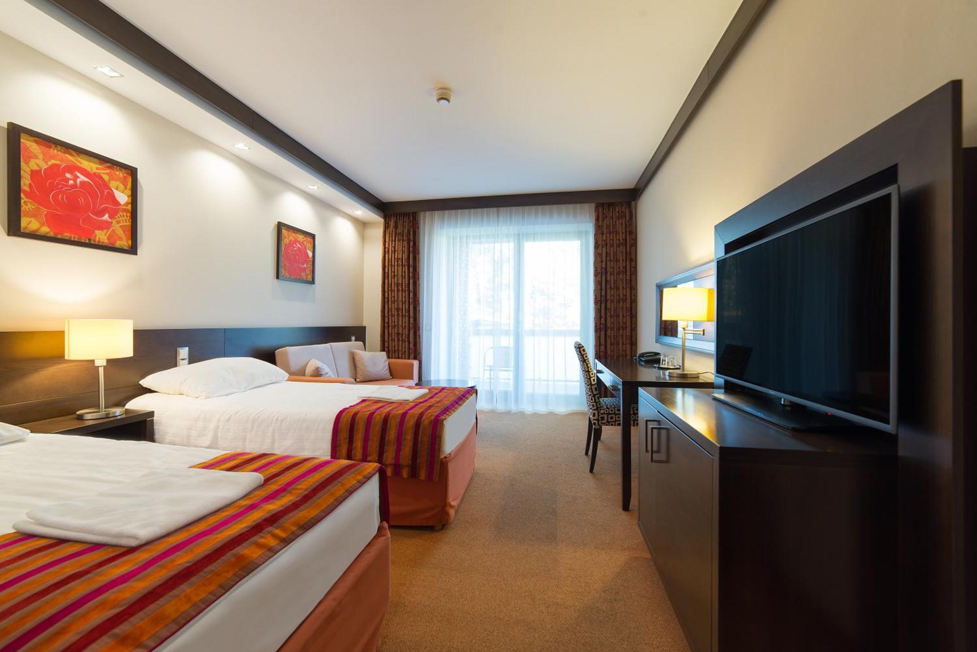 Hotel Pagony Wellness Nyíregyháza Extérieur photo