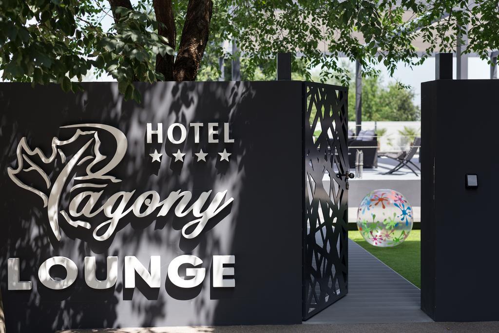 Hotel Pagony Wellness Nyíregyháza Extérieur photo